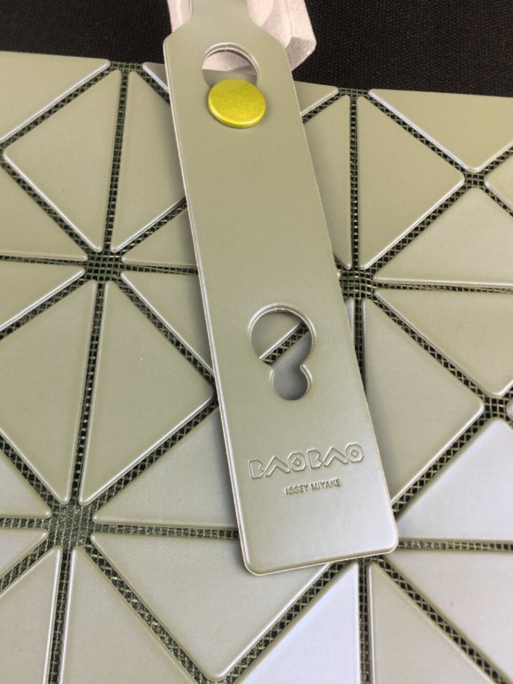 Brand New Issey Miyake Bao Bao Lucent Tote Bag Green - Picture 8 of 10